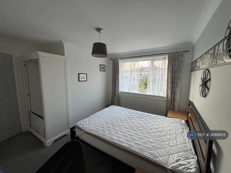 1 bedroom in Dundridge Lane, Bristol, BS5 (#2688855)