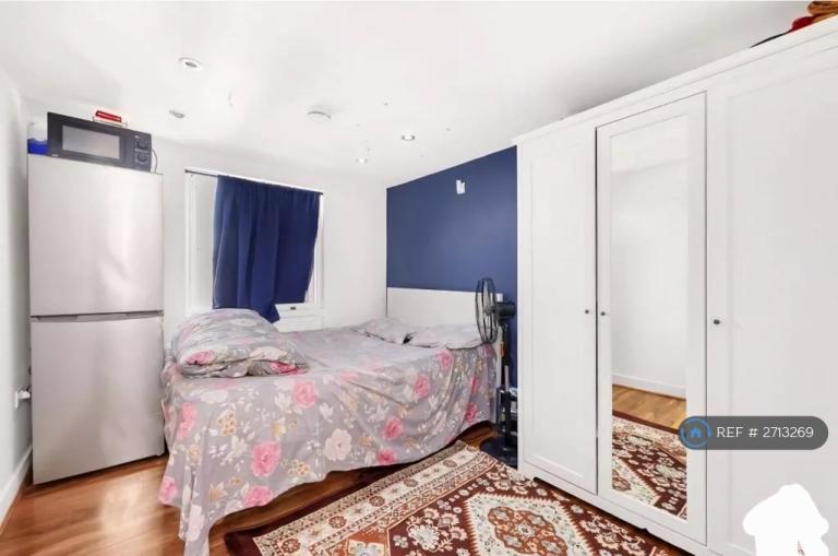6 bedroom house in Neville Road, London, E7 (6 bed) (#2713269)