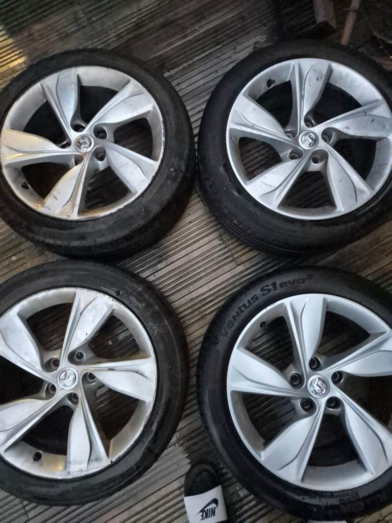 2019 vauxhall insignia 4 x alloys 
