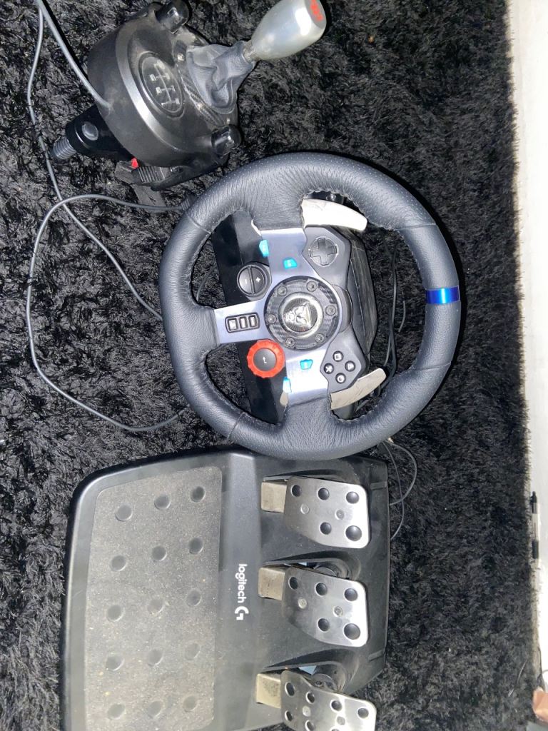 Logitech G29 wheel+shifter(PC ONLY)