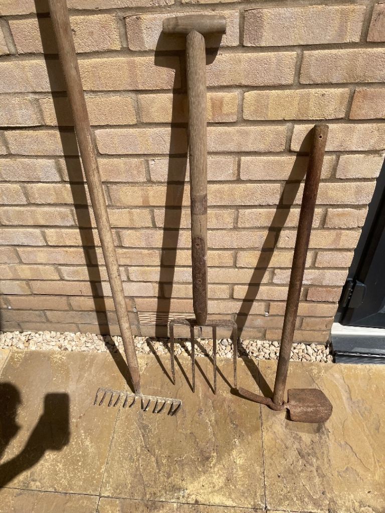 Heavy Duty Metal Wood Garden Hand Tools - Rakes, Fork & Hoe