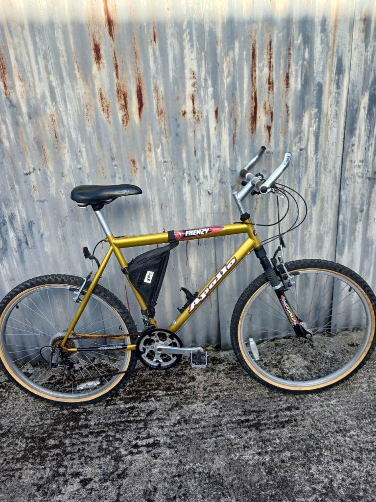Apollo Mountain Bike Gold – Good Condition