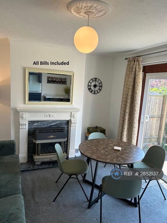 4 bedroom house in Rannoch Road, Bristol, BS7 (4 bed) (#2852137)
