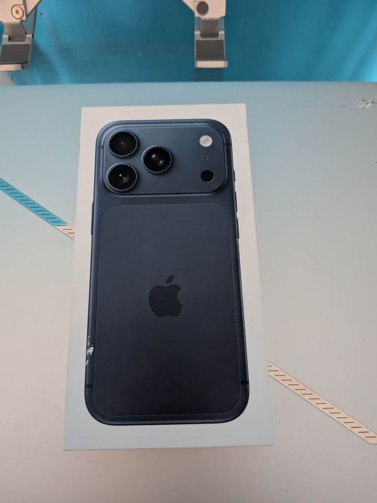 iPhone 17 Pro 256 GB unlocked 