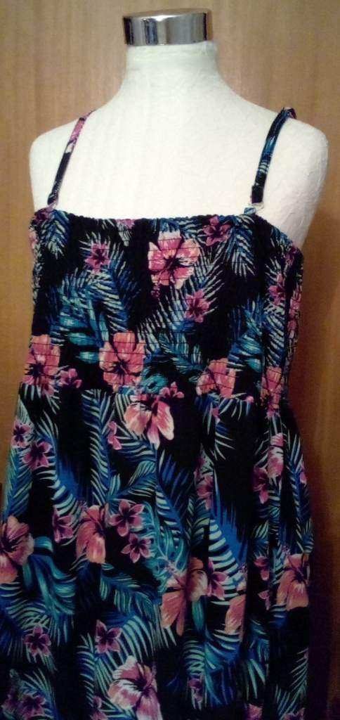 Black Tropical Print Empire Line Shirred Strappy Maxi Summer Dress-Size 16/18.POST OR COLLECT!
