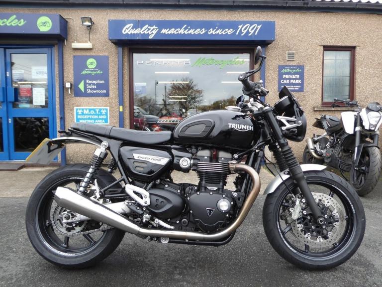 Triumph SPEED TWIN - 2021 - 5,890 Miles at Penrith Motorcycles Ltd
