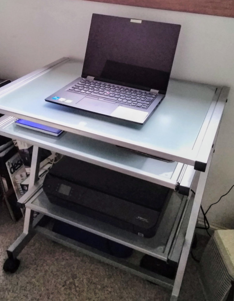 Glass computer desk table