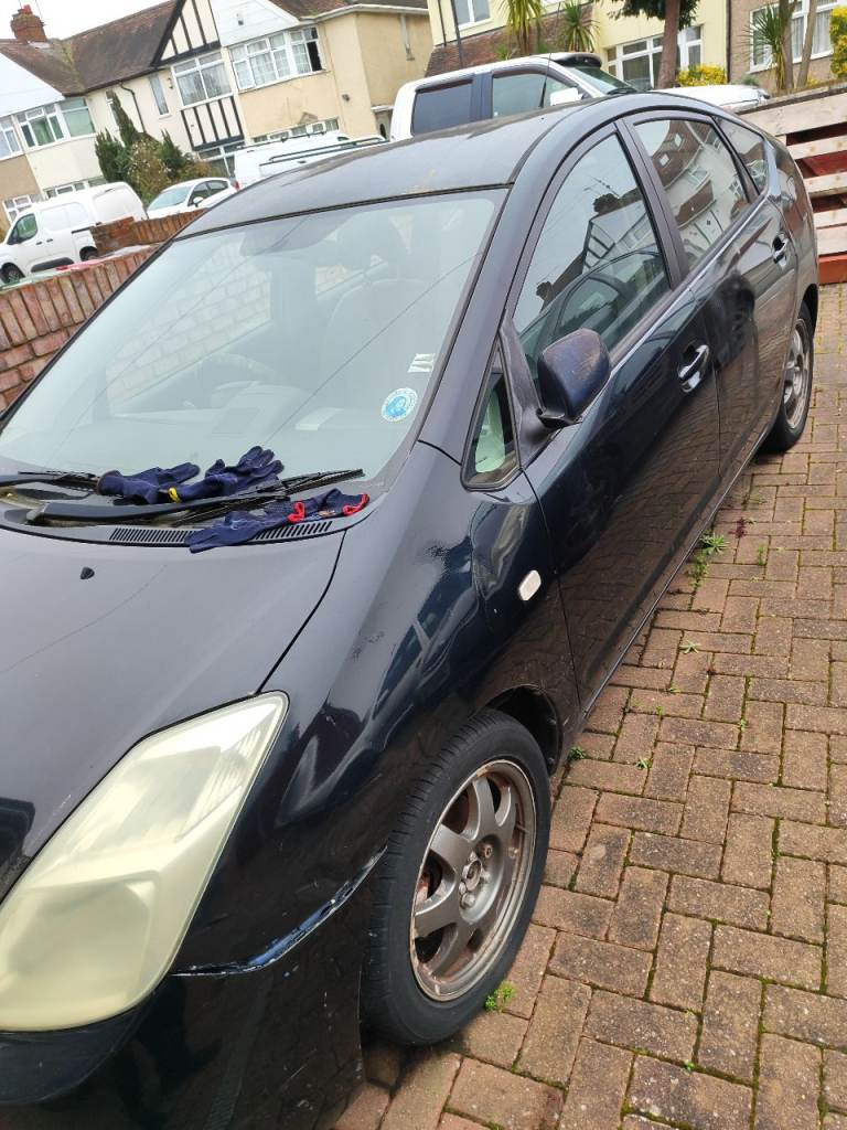 Toyota Prius 2005 Spares or Repairs
