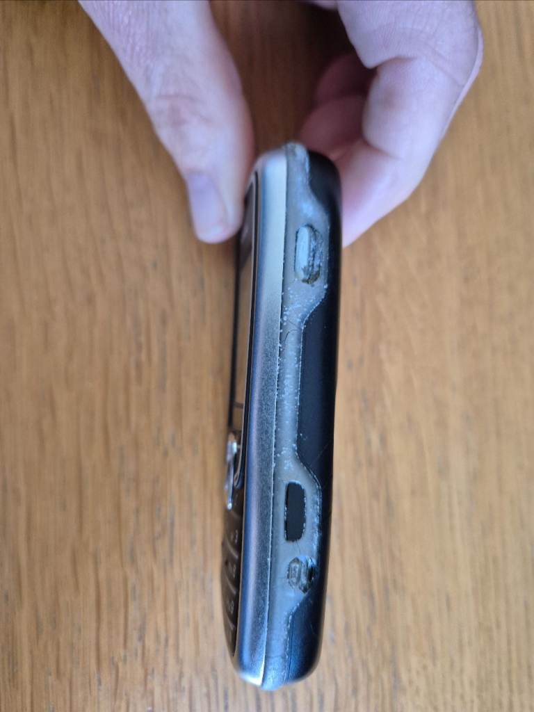 Nokia 5500 Sport with box, charger manual and accessories shown - retro ...