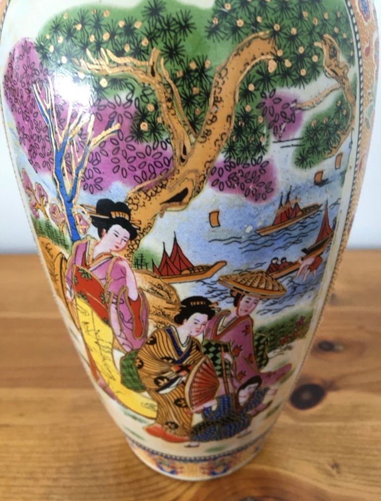 Large Japanese Oriental Decorative Vase – Hand-Painted Floral & Scenic Design
