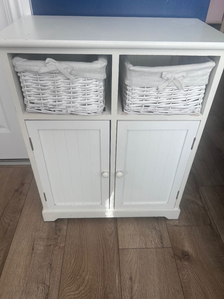 White Small Bedroom/Bathroom Cabinet Unit