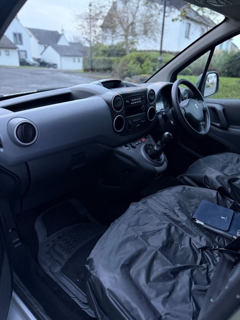 Peugeot, PARTNER, Panel Van, 2017, Manual, 1560 (cc)