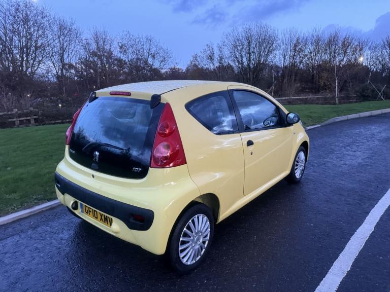 PEUGEOT 107 1.0 12V Urban Lite 2010
