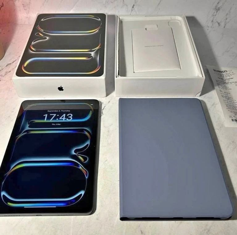 image for Apple iPad Pro 2025 13 inch space grey 