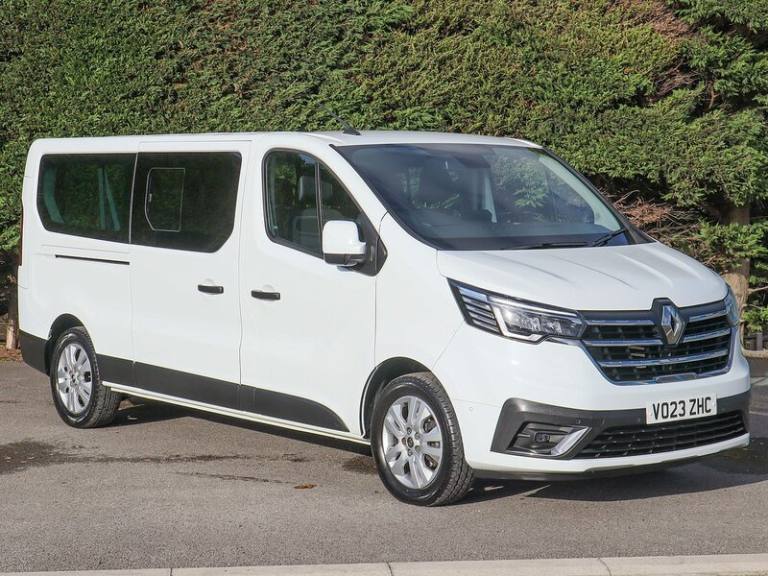 2023 Renault Trafic LL30 Sport Nav 2.0DCI 145BHP L2 LWB 9 SEAT MINIBUS, Rev Cam, Air Con, Cruis M...
