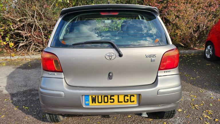 2005 Toyota Yaris 1.3 VVT-i Colour Collection 5dr HATCHBACK Petrol Manual