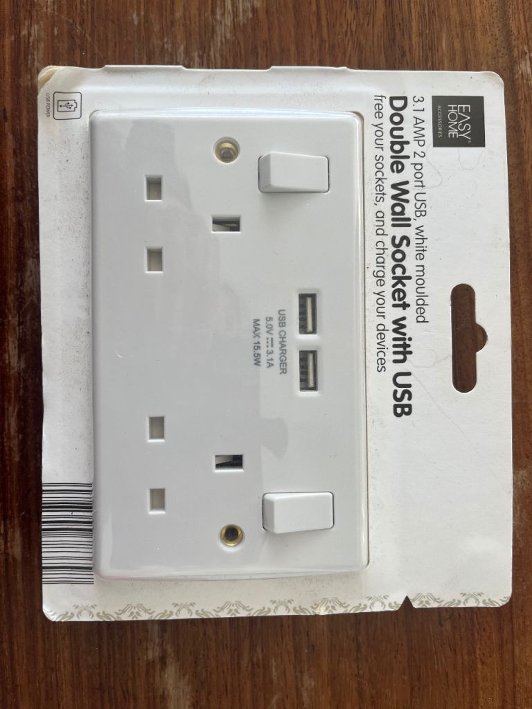 EASY HOME Double Wall Socket with USB Charger - New