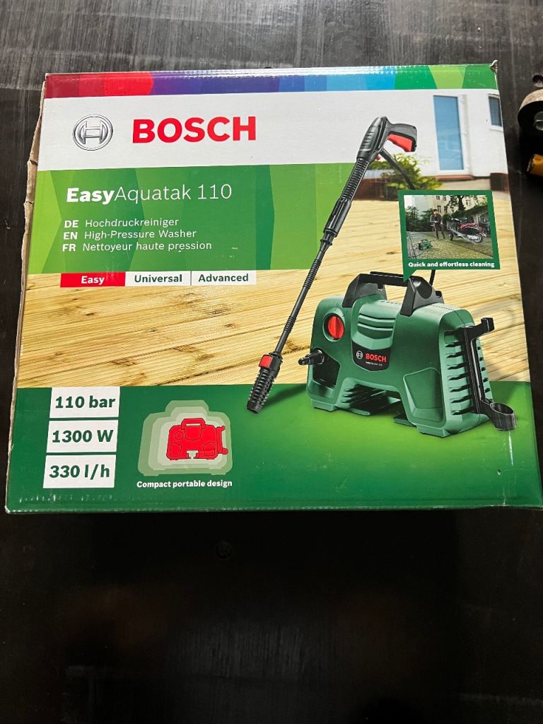 Bosch EasyAquatak 110 High-Pressure Washer - NEW