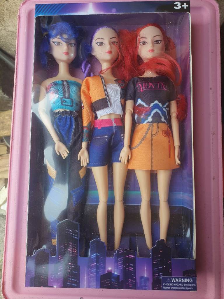 Singing Kpop Demon Hunters Dolls 