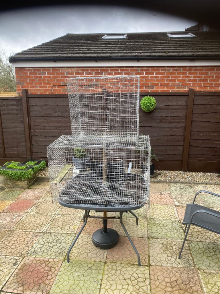 2 pet cages