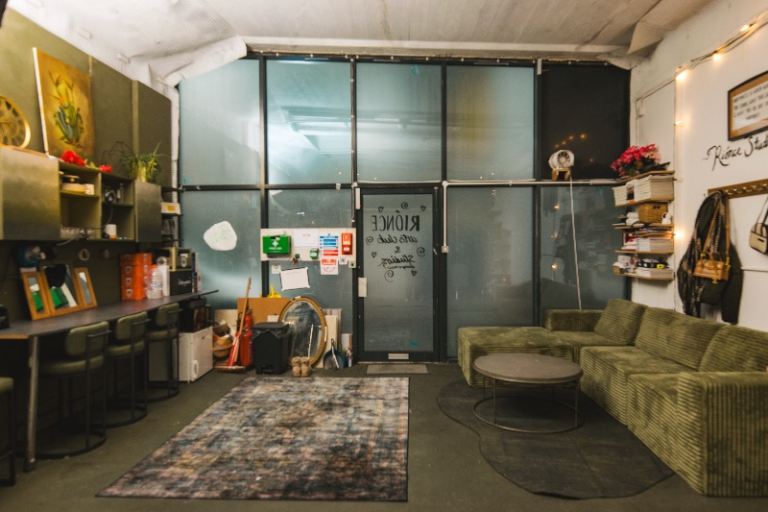 650sqft creative / photo studio share (sublet) – ladywell SE13 – £600pcm