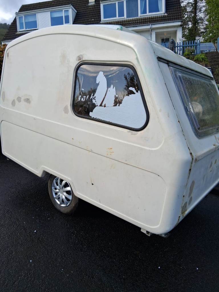 freedom 2 berth caravan 