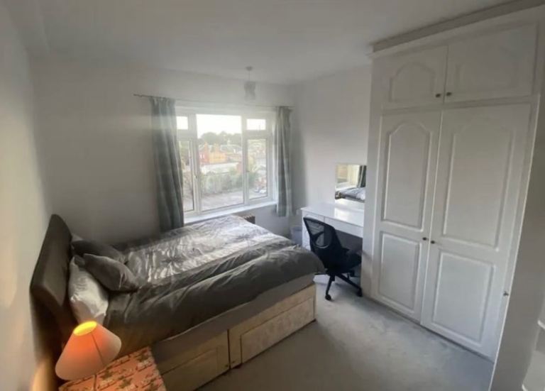 Central Bmth - All bills inc. - Couples Allowed