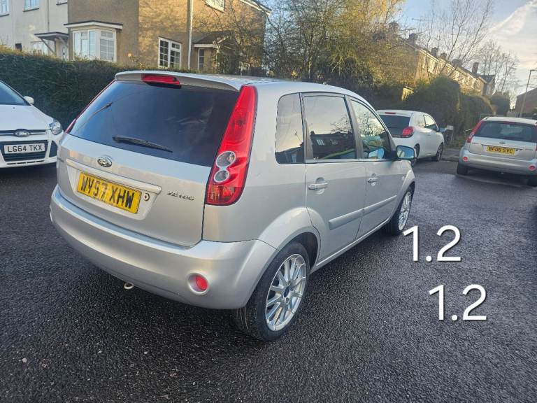 fiesa 1.2 zetec serv his 2xkeys new cambelt an clutch mot oct 26 NO ADVISORYS 