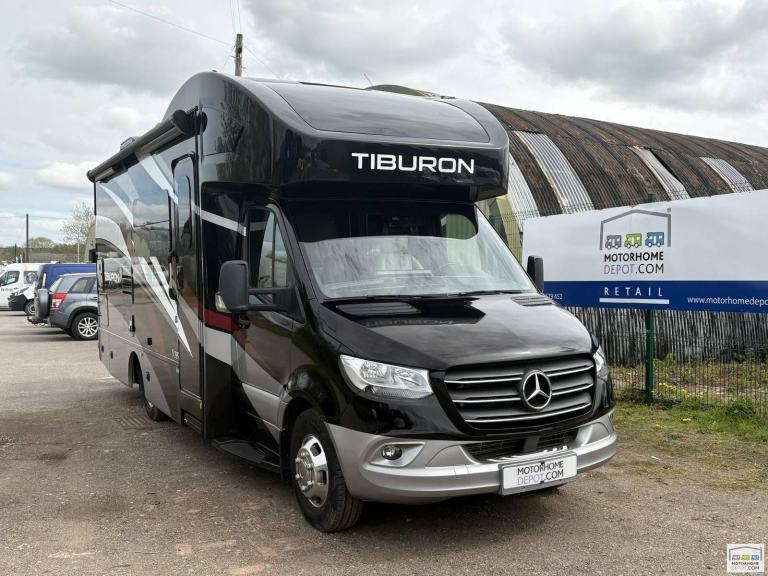 Thor Tiberon 24 FB 6 berth 4 belt luxury RV motorhome for sale
