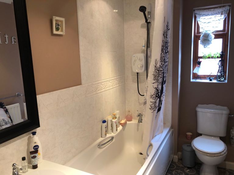 Cosy double room on edge of Taunton.