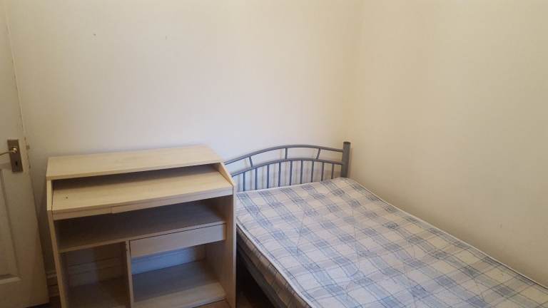Lovely single Room for rent available 