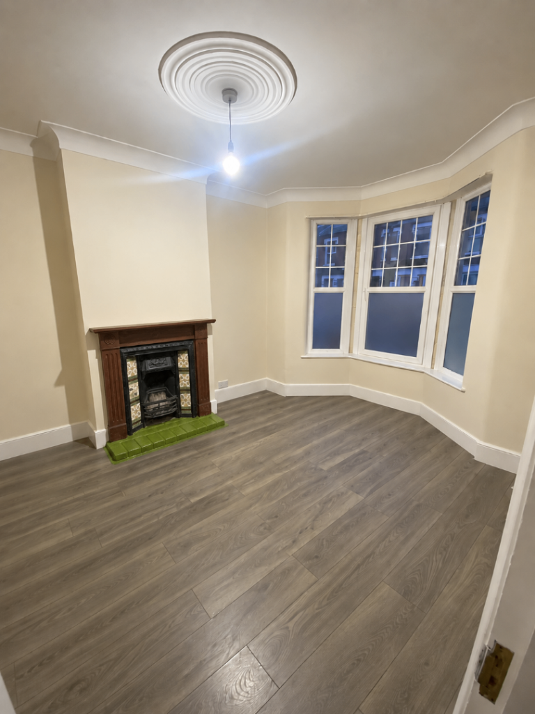1 Bedroom Flat with Garden – Ilford IG1 – Bills Included