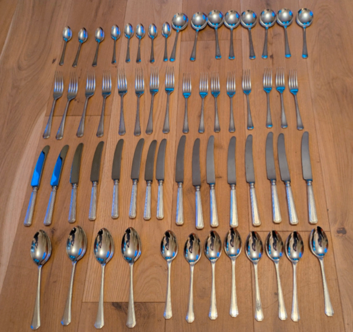 60 piece cutlery set - United Cutlers Athenian pattern Sheffield England 35 EPNS