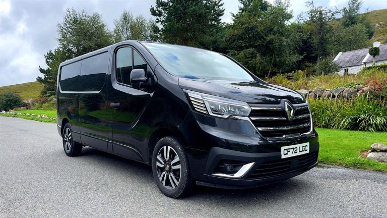 Renault, TRAFIC, Panel Van, 2022, Manual, 1997 (cc)