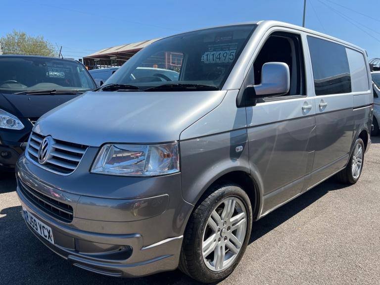 2009 VW T5 Sportline low miles crew van rock roll bed ideal day/camper van
