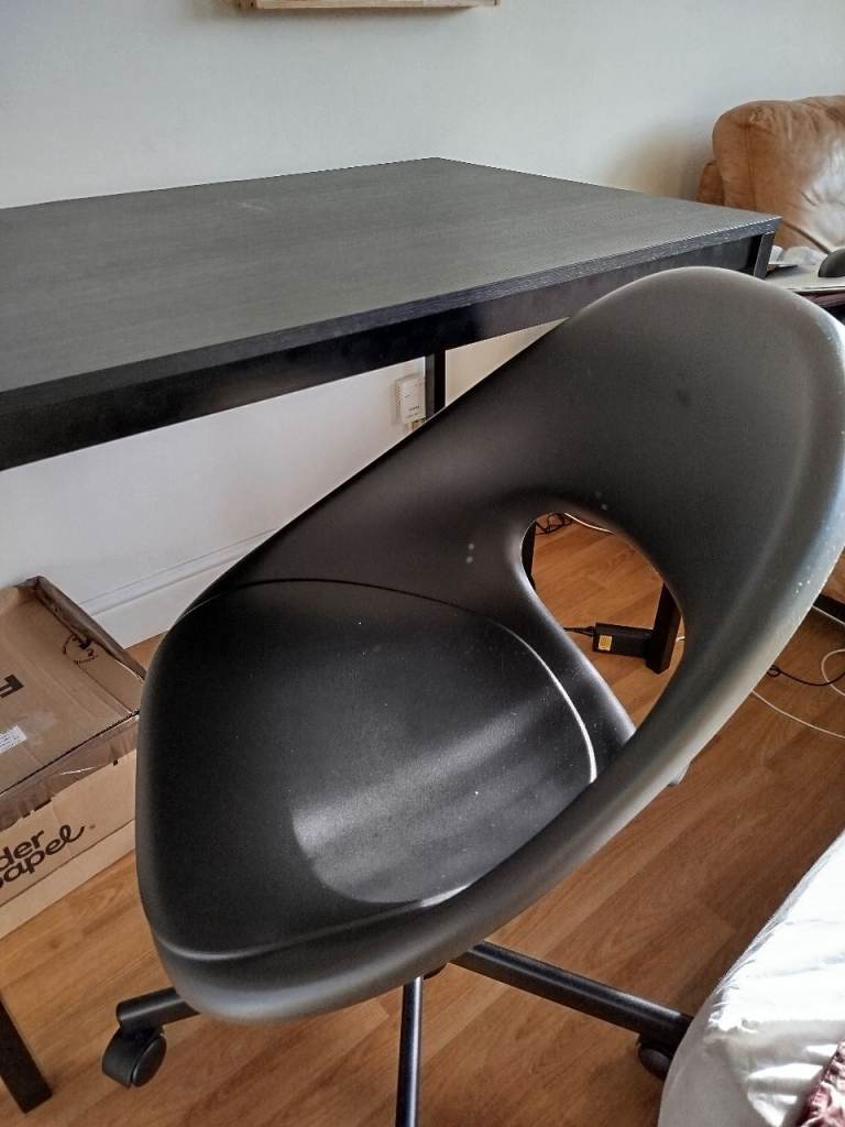 Study table + adjustable chair