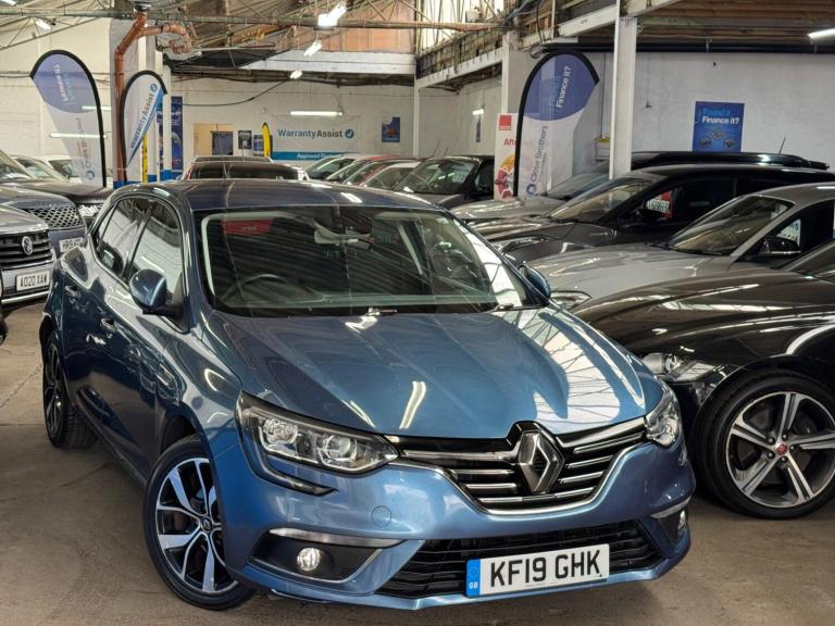 2019 Renault Megane 1.3 TCe Iconic Hatchback 5dr Petrol Manual Euro 6 (s/s) (140 ps) HATCHBACK Pe...