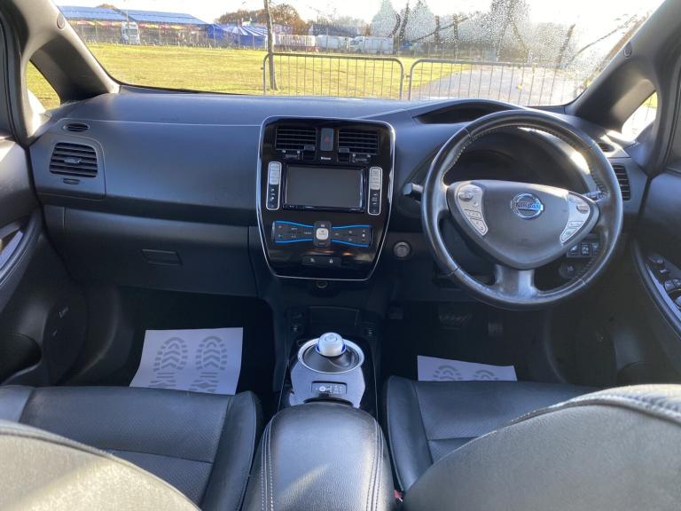 NISSAN LEAF 30kWh Tekna 2016