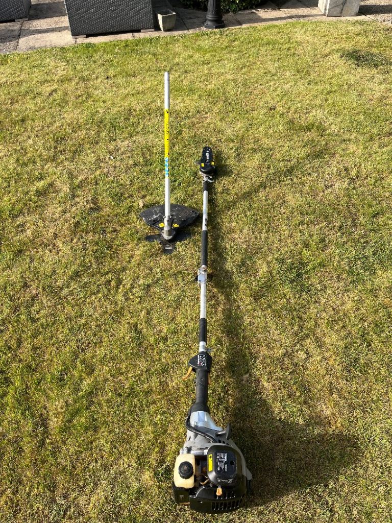 Titan petrol hedge trimmer 