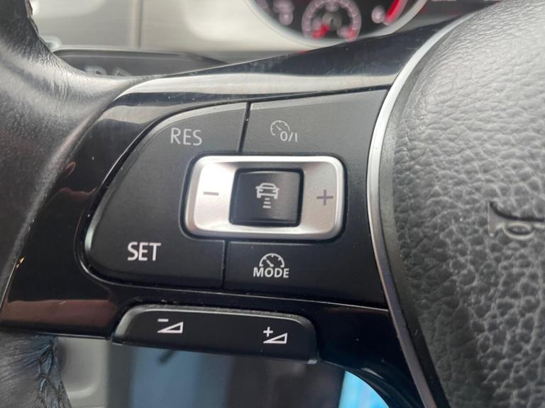 2015 Volkswagen Golf 1.6 TDI BlueMotion Tech SE Euro 6 (s/s) 5dr ESTATE Diesel Manual