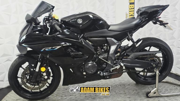 2023 Yamaha YZF ABS | *WARRANTY PROVIDED* 