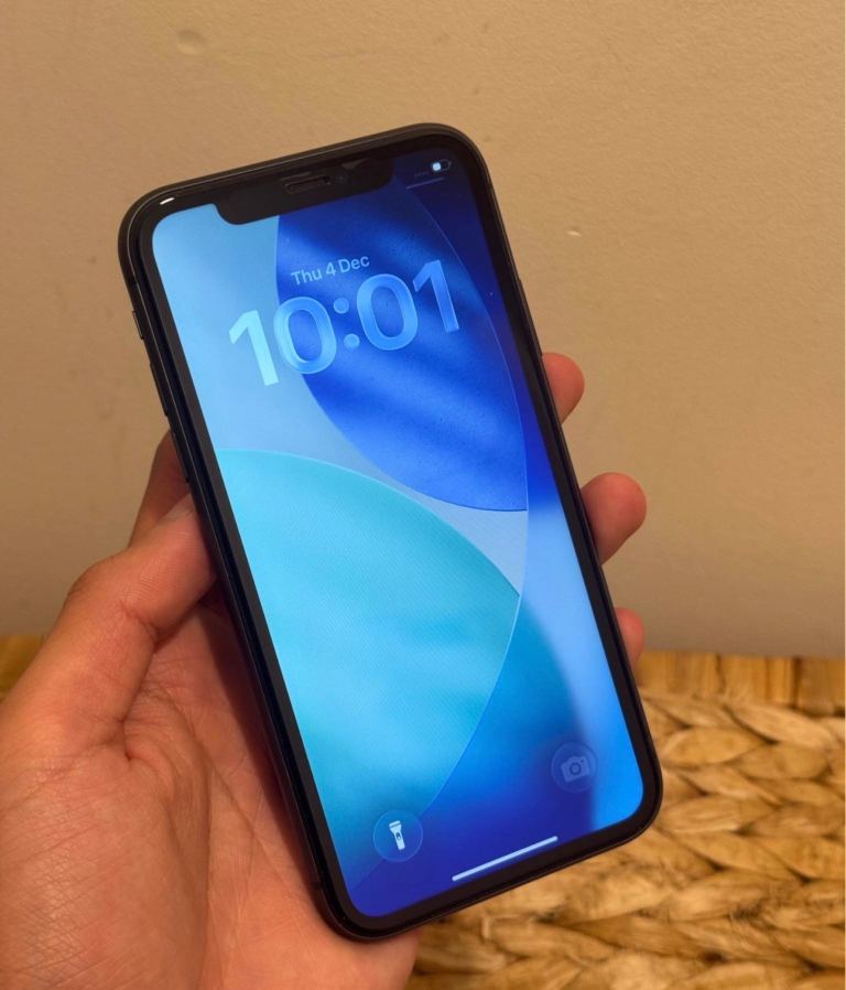 image for Apple iPhone 11 64GB Unlocked