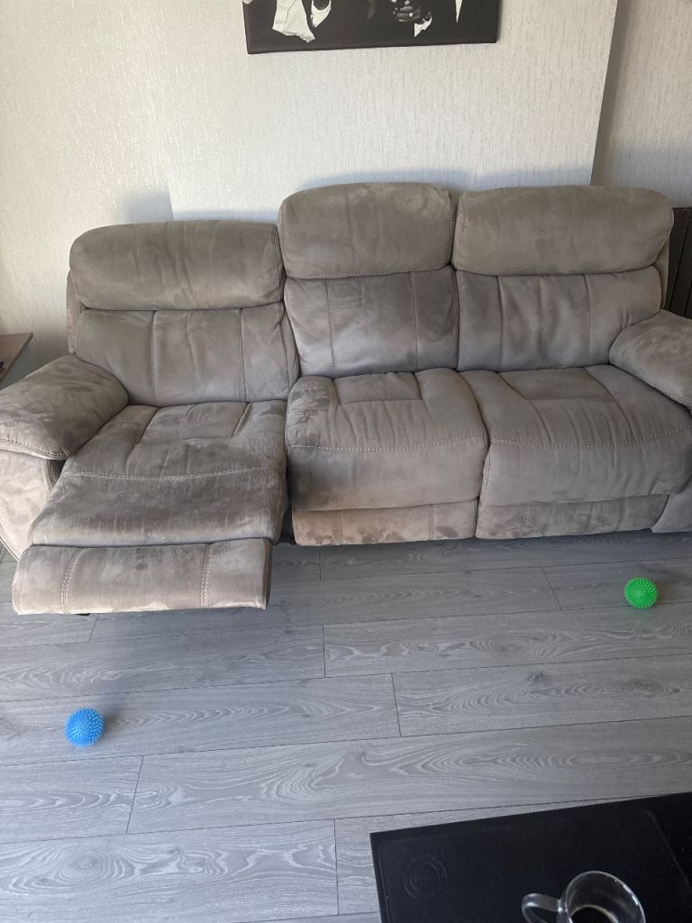 3 Seat electric recliner sofa