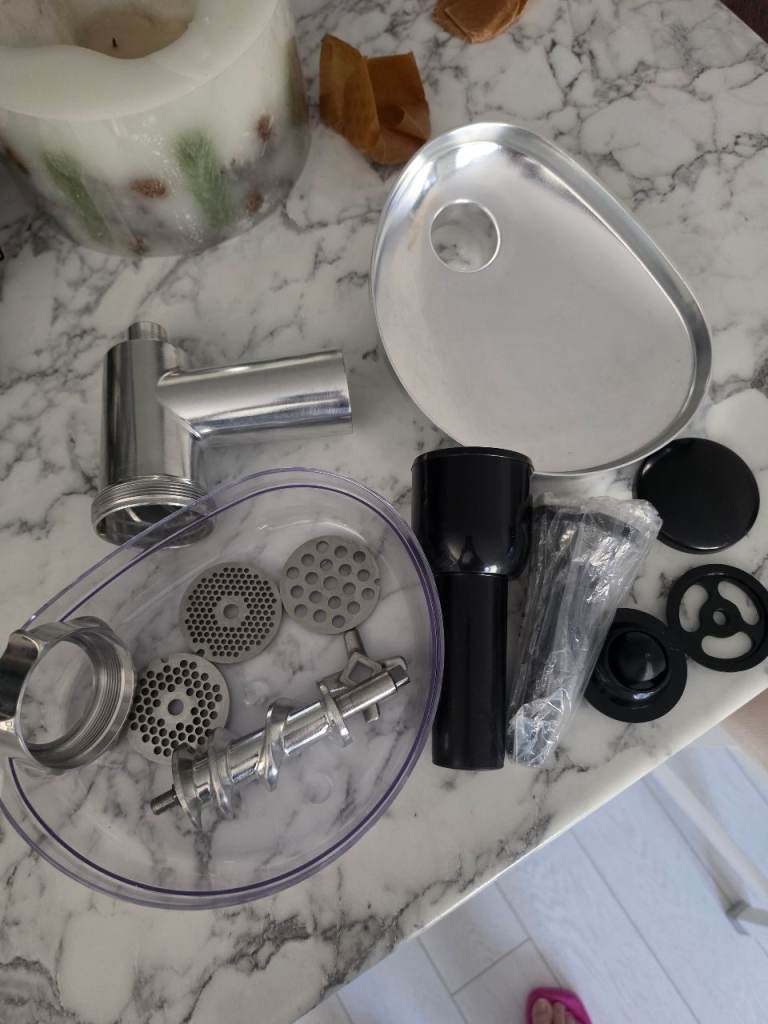 Kenwood chef AT950 meat mincer attachment