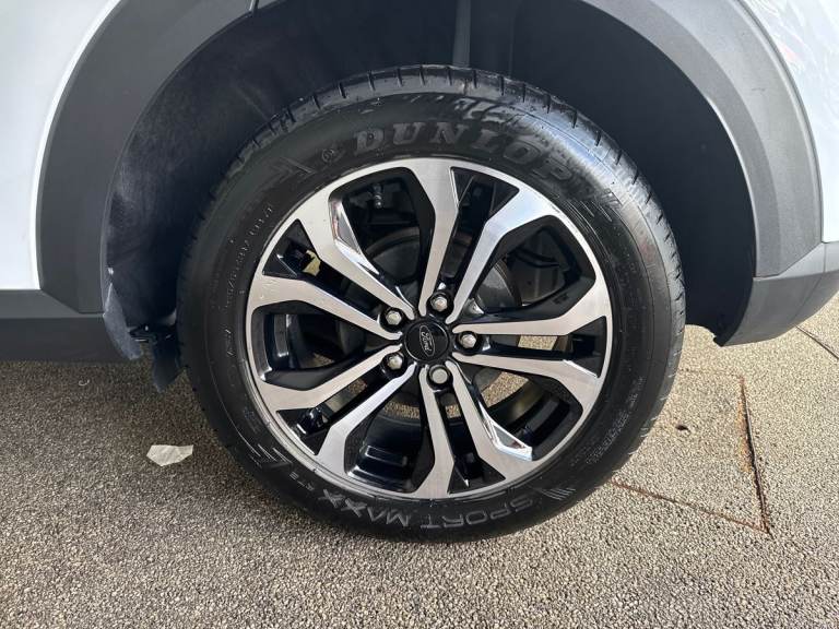 2024 Ford Puma 1.0 EcoBoost Hybrid mHEV Titanium 5dr Hatchback Petrol Manual