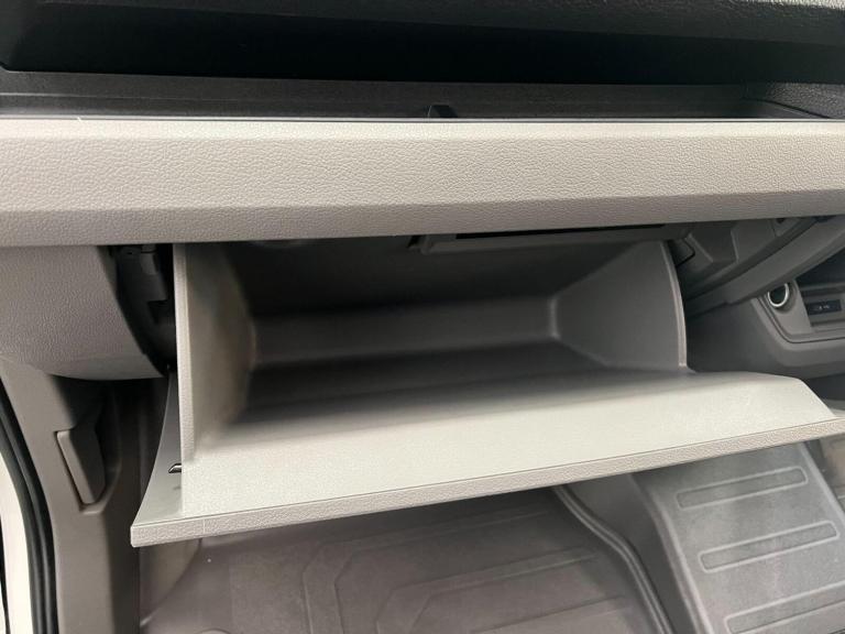 2024 Volkswagen Crafter 2.0 TDI 140PS Commerce High Roof Van PANEL VAN DIESEL Manual