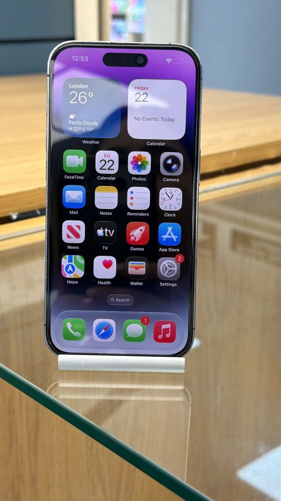I phone 14 pro 