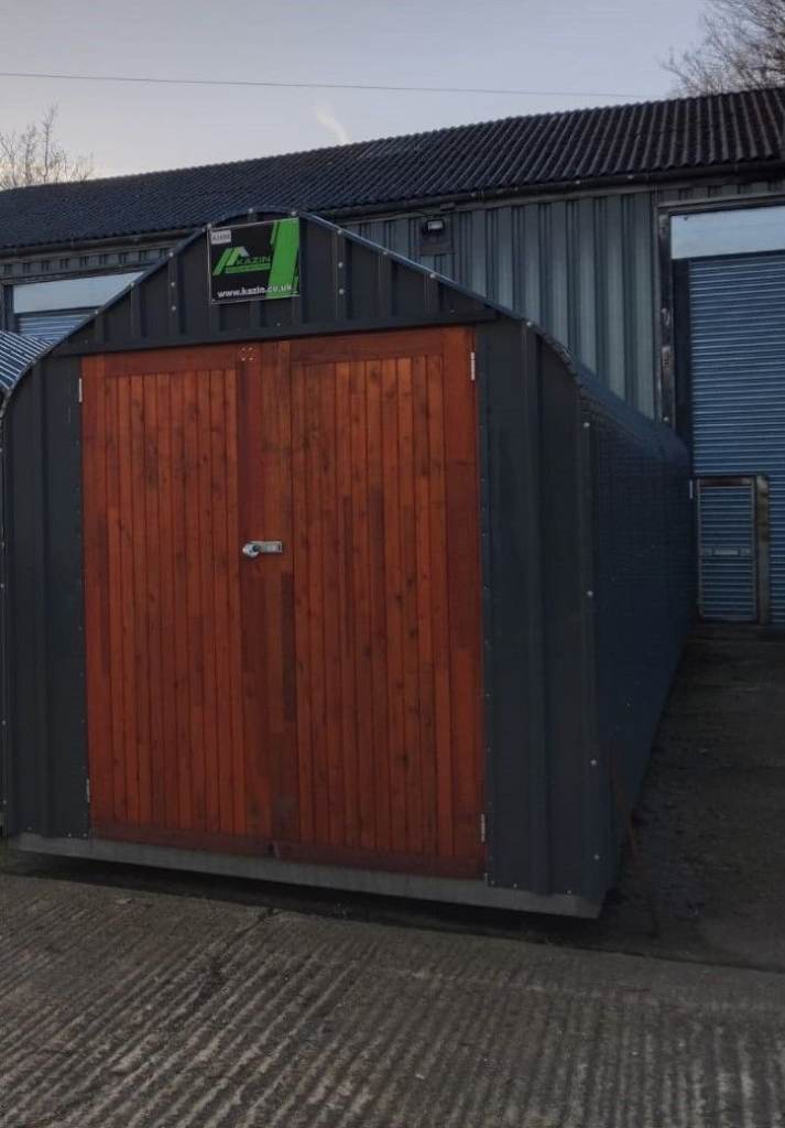 Storage Container for sale (6.15m x 2.4m)