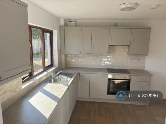 3 bedroom house in Fenton Court, Haverfordwest, SA61 (3 bed) (#3021160)