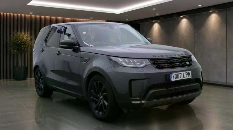 2017 Land Rover Discovery 3.0 TD6 HSE 5dr Auto ESTATE DIESEL Automatic